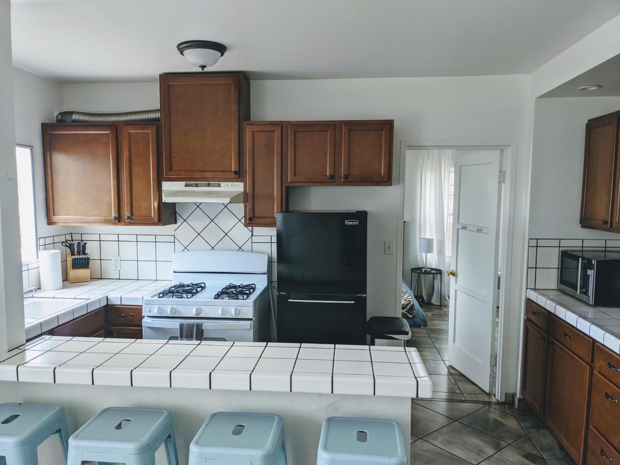 Centrally Located 2 Master Bedrooms To Explore Has To Offer